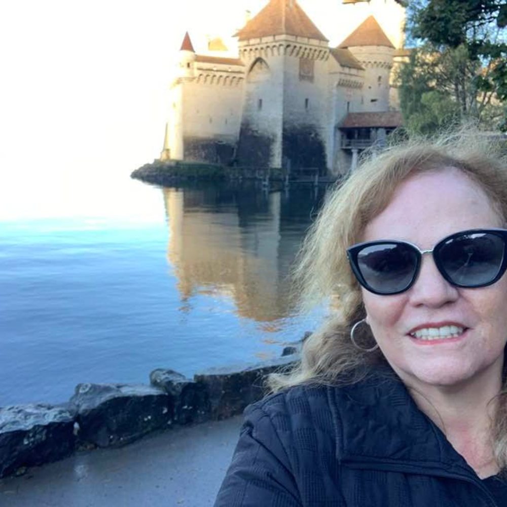 Meet your Posher, Sandra